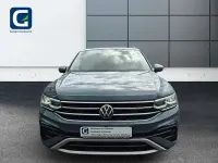 Gebraucht VW Tiguan Allspace Elegance 190 PS (139 kW) 2022 Petroleum blue SUV