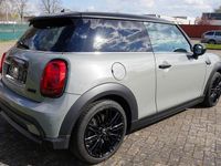 Gebraucht Mini Cooper 136 PS (100 kW) 2022 Grau Kleinwagen