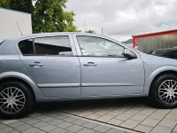 Gebraucht Opel Astra 105 PS (77 kW) 2007 Grau Kleinwagen