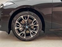 Neu BMW 220 Performance 170 PS (125 kW) 2026 Saphirschwarz metallic Coupé