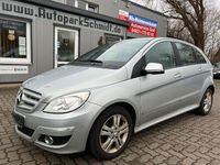 Gebraucht Mercedes B180 109 PS (80 kW) 2011 Silber Van / Kleinbus