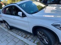 gebraucht BMW X1 xSDrive18D: neuer Service + Bremsen