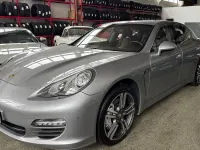 Gebraucht Porsche Panamera 333 PS (244 kW) 2012 Gtsilbermetallic Kleinwagen