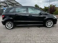 Gebraucht Mercedes B200 136 PS (100 kW) 2008 Schwarz Van / Kleinbus