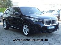 Gebraucht BMW iX1 Performance 230 kW (313 PS) 2023 Saphirschwarz SUV