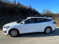 Gebraucht Ford Focus 120 PS (88 kW) 2022 Weiß Kombi