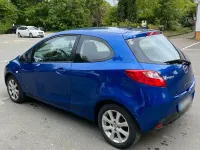 Gebraucht Mazda 2 68 PS (50 kW) 2010 Blau Kleinwagen