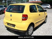 Gebraucht VW Fox 54 PS (39 kW) 2005 Gelb Kleinwagen