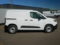 Neu Fiat Doblò 110 PS (80 kW) 2026 Gelato weiß Van / Kleinbus