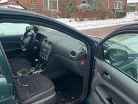 Gebraucht Ford Focus 101 PS (74 kW) 2004 Grün Kleinwagen