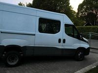 Second-hand Iveco Daily 150 CP (110 kW) 2017 Alb Monovolum