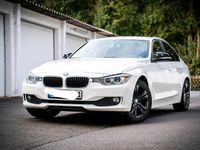 Gebraucht BMW 316 116 PS (85 kW) 2014 Weiß Limousine