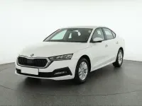 Gebraucht Skoda Octavia 150 PS (110 kW) 2023 Candyweiss Limousine