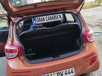 Gebraucht Hyundai i10 Edition 87 PS (63 kW) 2014 Orange Kleinwagen