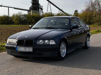 Gebraucht BMW 316 Basis 110 PS (80 kW) 1996 Violet Coupé