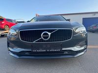 Gebraucht Volvo V90 Momentum 150 PS (110 kW) 2019 Grau Kombi