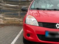 Gebraucht Renault Clio II 58 PS (42 kW) 2010 Rot Kleinwagen