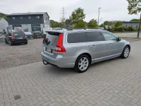 Gebraucht Volvo V70 181 PS (133 kW) 2014 Silber Kombi