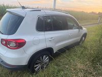 Gebraucht VW Tiguan Team 170 PS (125 kW) 2010 Weiß SUV