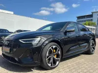 Gebraucht Audi e-tron Sportback 369 kW (503 PS) 2023 Mythosschwarz metallic SUV