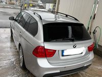 Gebraucht BMW 320 177 PS (130 kW) 2010 Silber Kombi