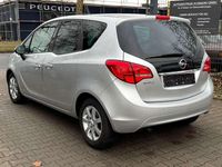 Gebraucht Opel Meriva 101 PS (74 kW) 2010 Silber Van / Kleinbus