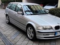 Gebraucht BMW 320 170 PS (125 kW) 2001 Silber Kombi