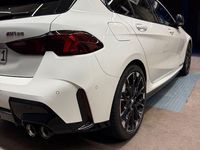 Gebraucht BMW M135 Performance 300 PS (220 kW) 2025 Weiß Kleinwagen