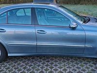 Gebraucht Mercedes E200 Avantgarde 163 PS (119 kW) 2003 Grau Limousine