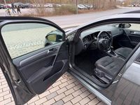 Gebraucht VW Golf VII 131 PS (96 kW) 2018 Grau Kombi