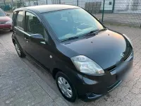 Gebraucht Daihatsu Sirion 70 PS (51 kW) 2010 Schwarz Kleinwagen
