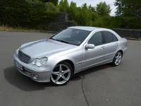 Gebraucht Mercedes C180 143 PS (105 kW) 2005 Silber Limousine