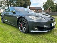 gebraucht Tesla Model S P100D Ludicrous 0 auf 100 in 2,4s