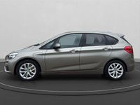 Gebraucht BMW 225 Active Tourer Advantage 224 PS (164 kW) 2017 Silber Van / Kleinbus