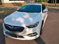 Gebraucht Opel Insignia Edition 170 PS (125 kW) 2017 Weiß Limousine