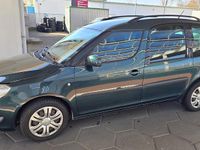 Gebraucht Skoda Roomster 105 PS (77 kW) 2011 Gold Van / Kleinbus
