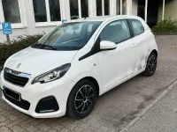 Gebraucht Peugeot 108 Active 82 PS (60 kW) 2014 Weiß Kleinwagen