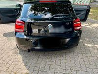 Gebraucht BMW 114 102 PS (75 kW) 2012 Schwarz Kleinwagen