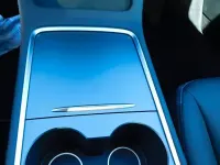 Używany Tesla Model 3 RWD 208 kW (283 KM) 2022 Biały Sedan/Limuzyna