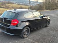 Gebraucht BMW 116 116 PS (85 kW) 2010 Schwarz Kleinwagen