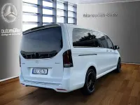 Gebraucht Mercedes V300 AMG 237 PS (174 kW) 2025 Weiß Van / Kleinbus