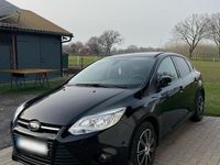 Gebraucht Ford Focus 125 PS (91 kW) 2012 Schwarz Kleinwagen