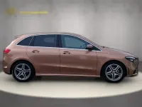 Gebraucht Mercedes B200 AMG line 163 PS (119 kW) 2023 Gold metallic Kleinwagen