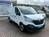 Gebraucht Renault Trafic Komfort 95 PS (69 kW) 2017 Weiß Van / Kleinbus