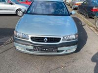 Gebraucht Renault Safrane 136 PS (100 kW) 2000 Silber Kleinwagen