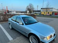 Gebraucht BMW 320 150 PS (110 kW) 1997 Grau Limousine