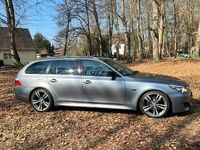 Gebraucht BMW 530 235 PS (172 kW) 2009 Grau Kombi