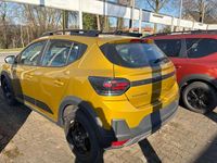 Neu Dacia Sandero Expression 67 PS (49 kW) 2026 Amber yellow Kleinwagen