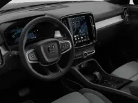 Neu Volvo XC40 Plus 197 PS (144 kW) 2026 Schwarz SUV