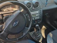 Gebraucht Ford Fiesta 60 PS (44 kW) 2004 Grau Kleinwagen